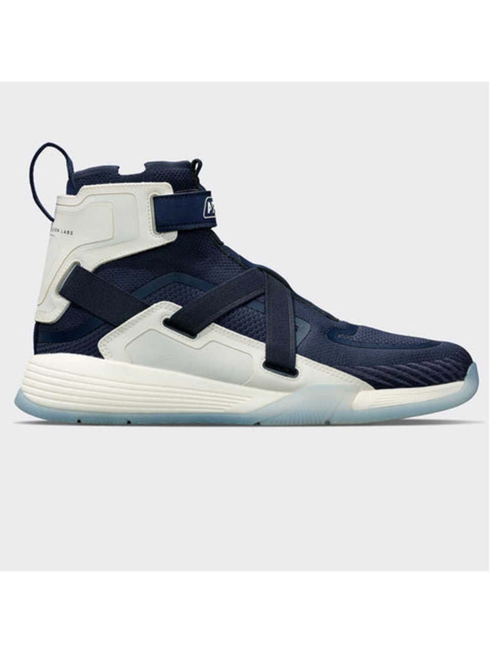 New in box APL Superfuture in navy and ivory size 15